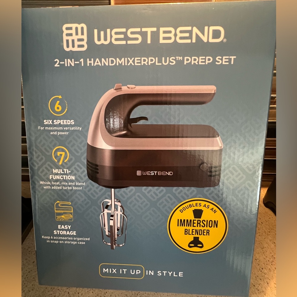 Westbend 🆕 2 in 1 Hand Mixer & Immersion Blender Prep Set 6 speed, 7 Functions - Picture 3 of 16